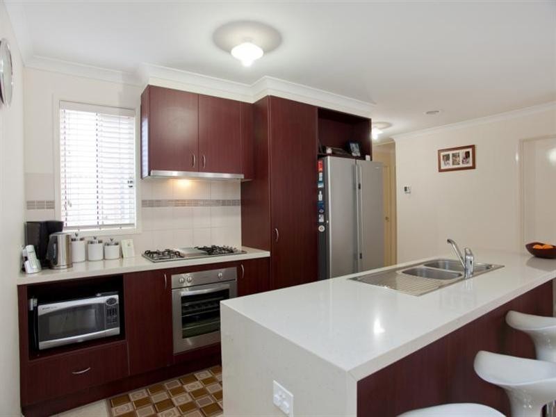 6 Hennessy Street, Epping VIC 3076