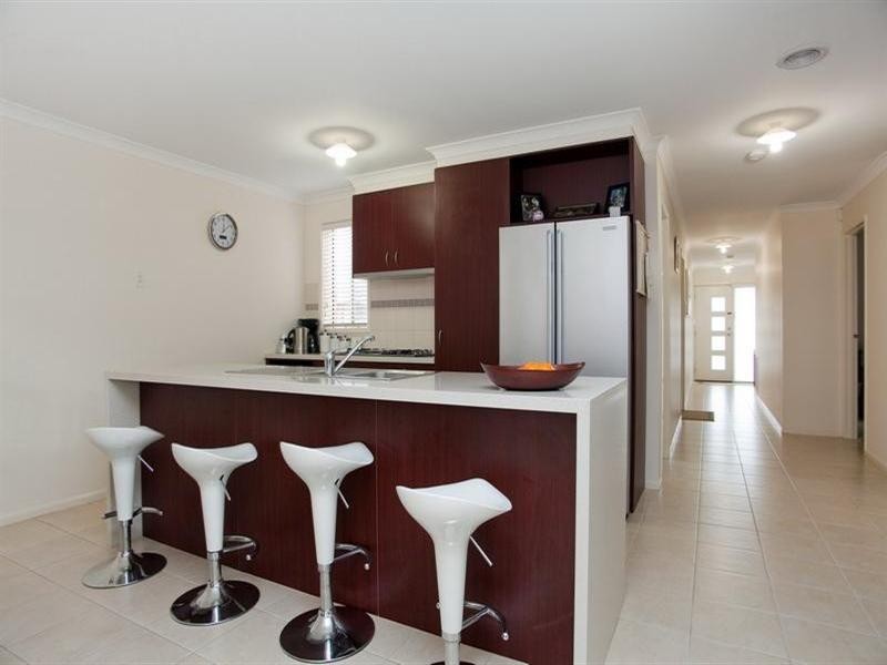 6 Hennessy Street, Epping VIC 3076