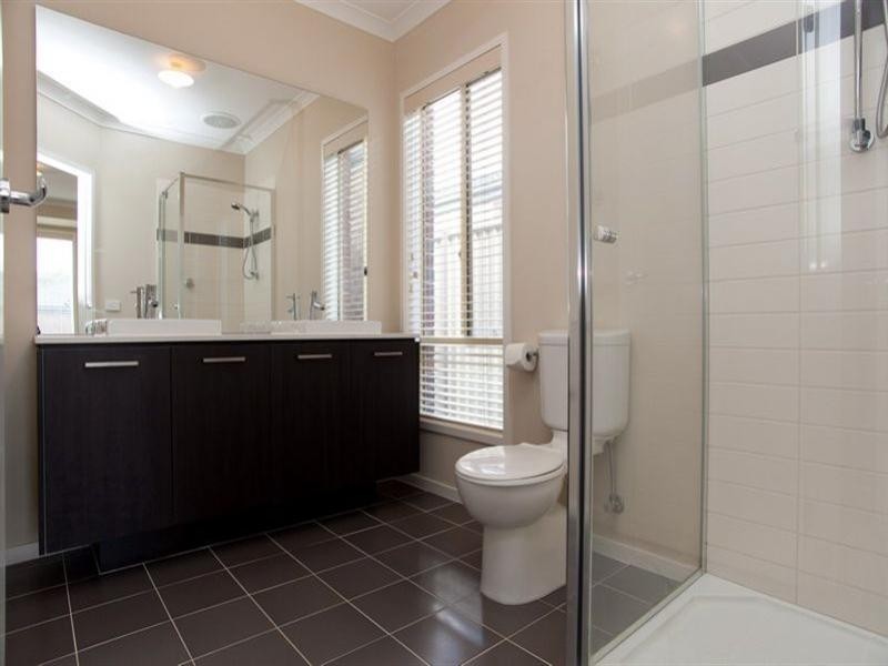 35 Greenfields Drive, Epping VIC 3076