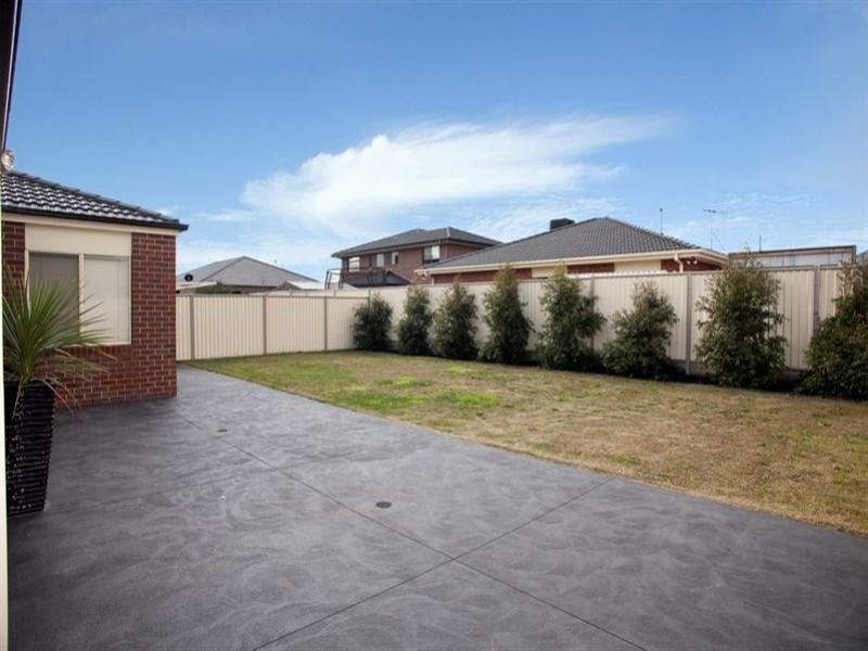 35 Greenfields Drive, Epping VIC 3076