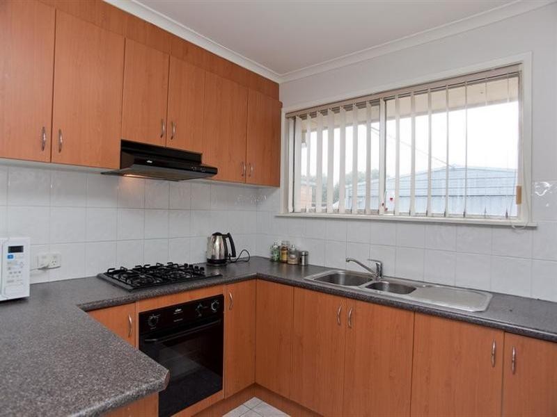 8 Chapman Avenue, Thomastown VIC 3074