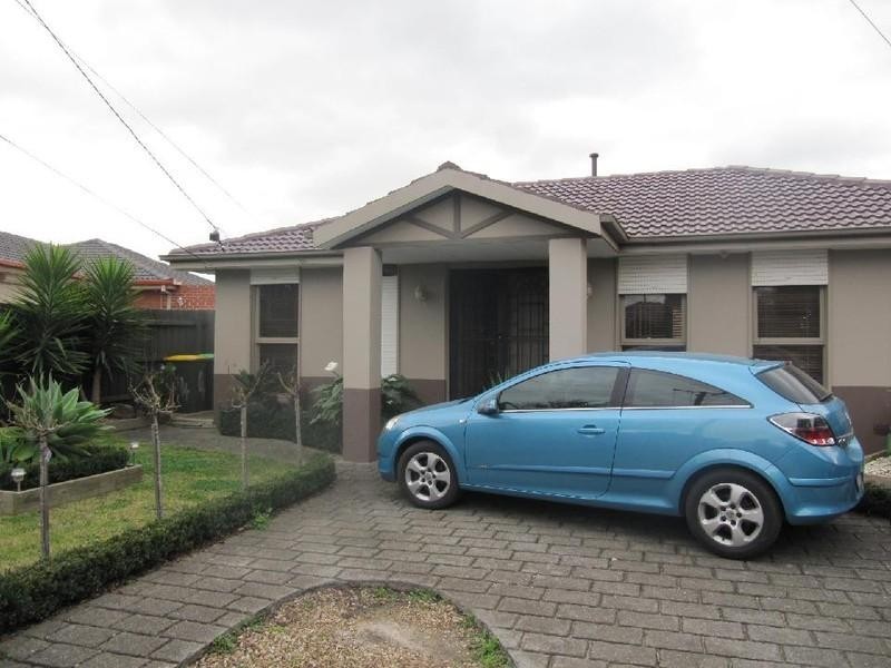 4 Dianne Court, Lalor VIC 3075