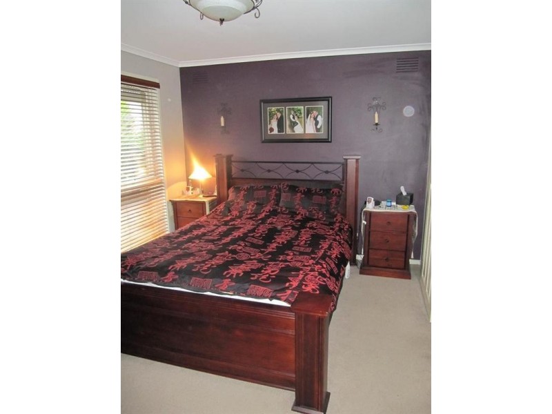 4 Dianne Court, Lalor VIC 3075