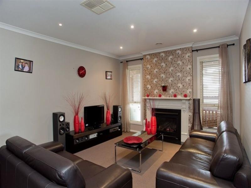 2 Waterview Drive, Mernda VIC 3754