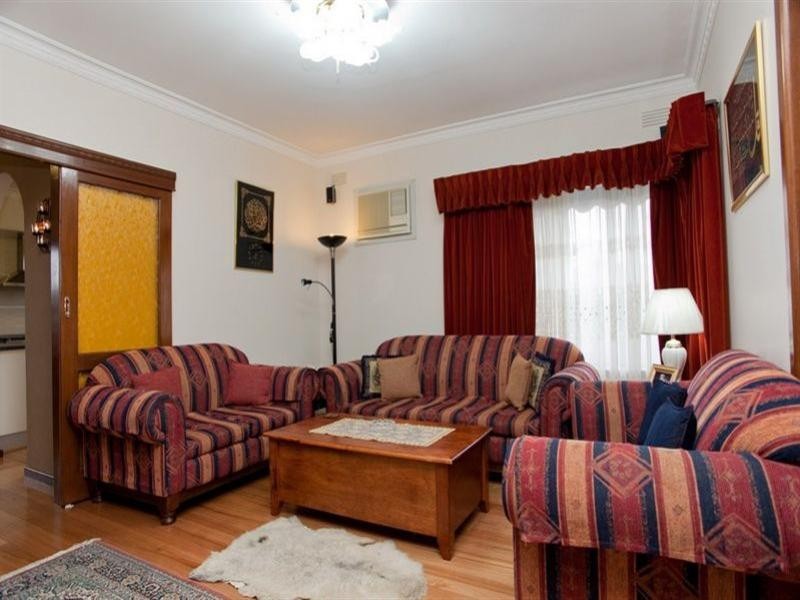 10 Glenburn Street, Thomastown VIC 3074