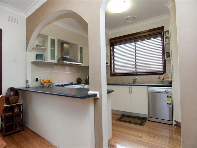 10 Glenburn Street, Thomastown VIC 3074