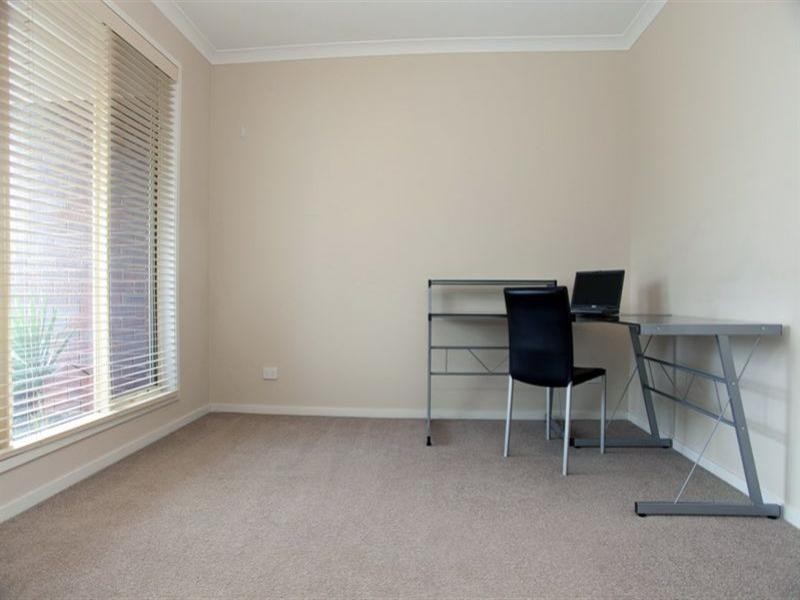 35 Greenfields Drive, Epping VIC 3076