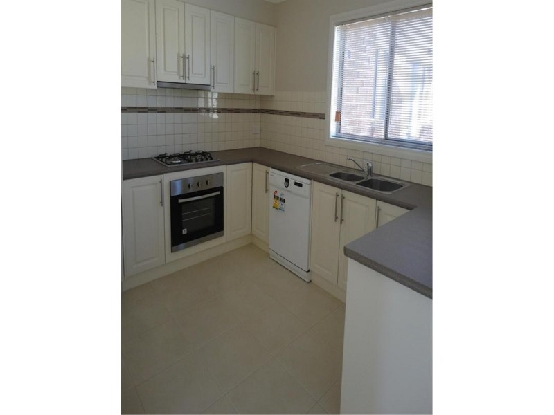 1 Jindabyne Avenue, South Morang VIC 3752