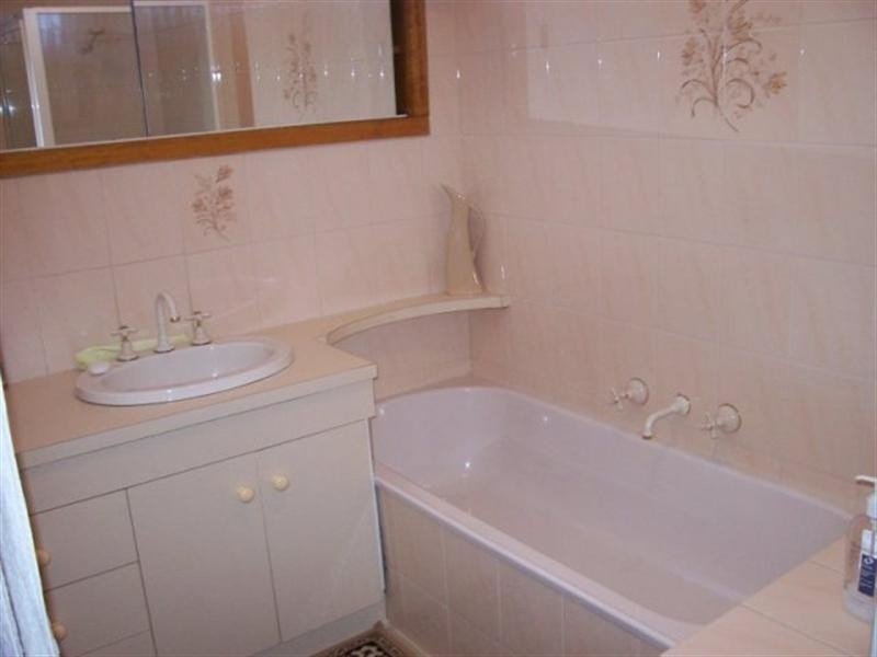 360 Edgars Road, Lalor VIC 3075