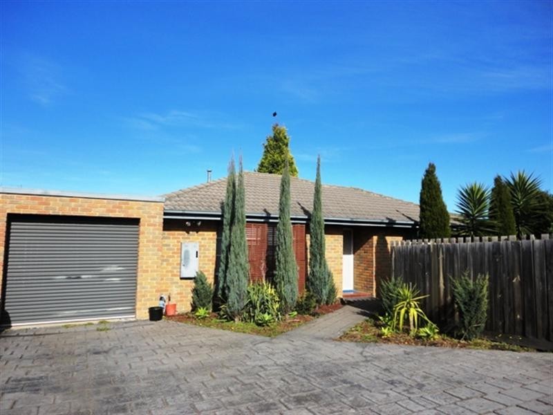 2/62 Golflinks Drive, Mill Park VIC 3082
