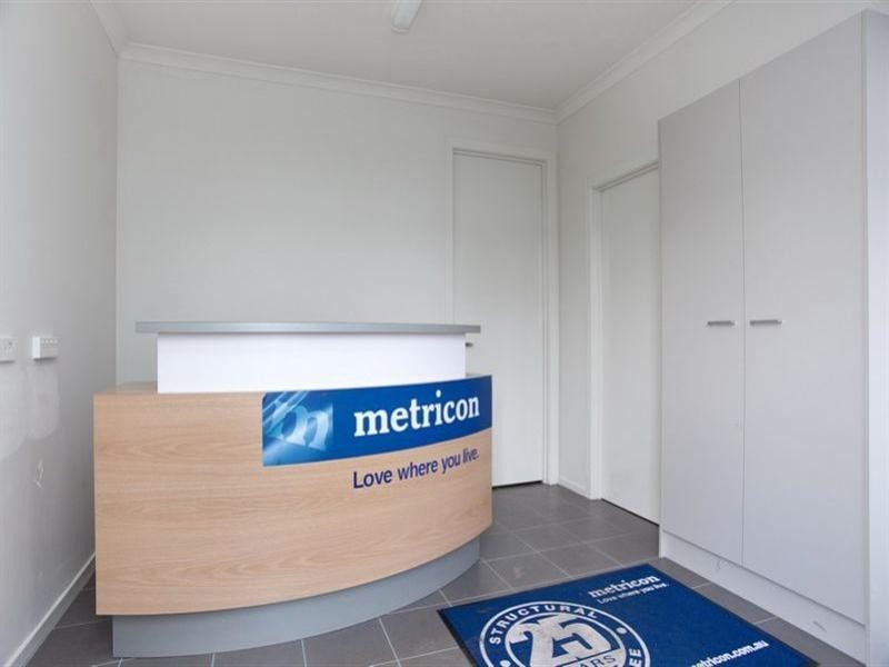 2/10 Childs Road, Epping VIC 3076