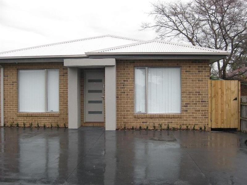 7/16 Young Street, Epping VIC 3076