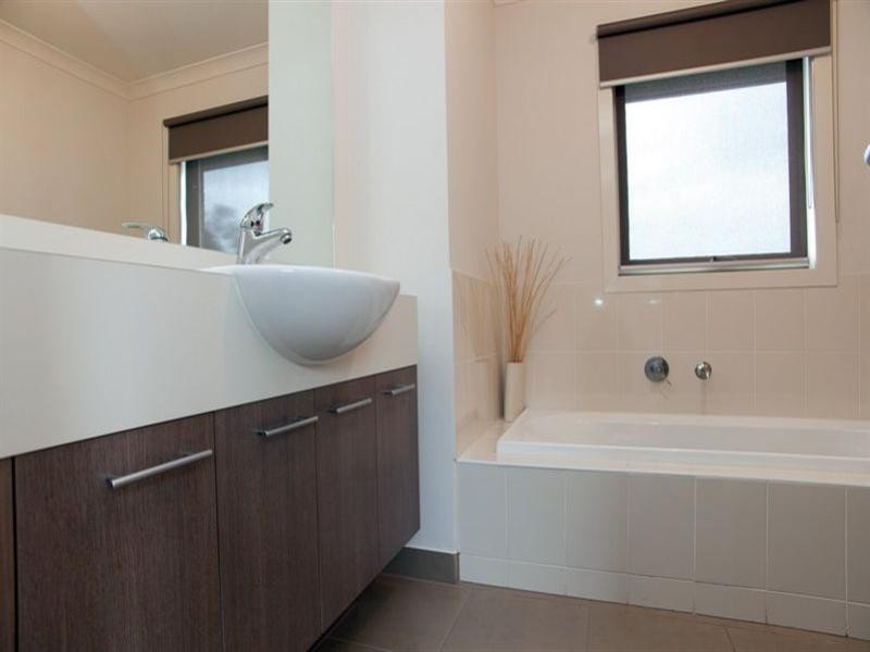 7 Kassandra Heights, Epping VIC 3076