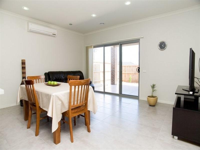 4 Alhambra Drive, Epping VIC 3076