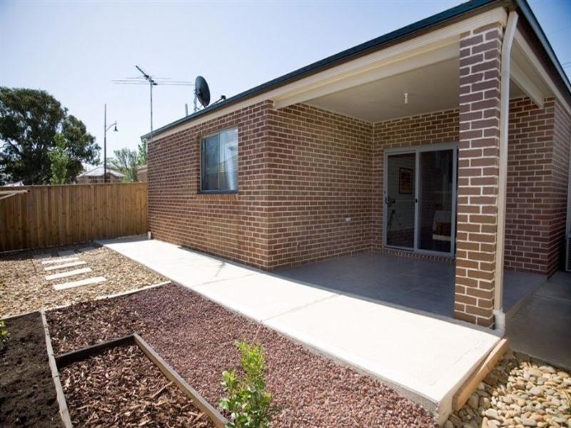 4 Alhambra Drive, Epping VIC 3076