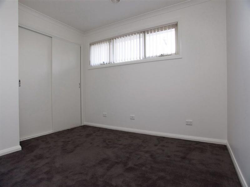 6 and 7, 4 Pratt Street, Reservoir VIC 3073