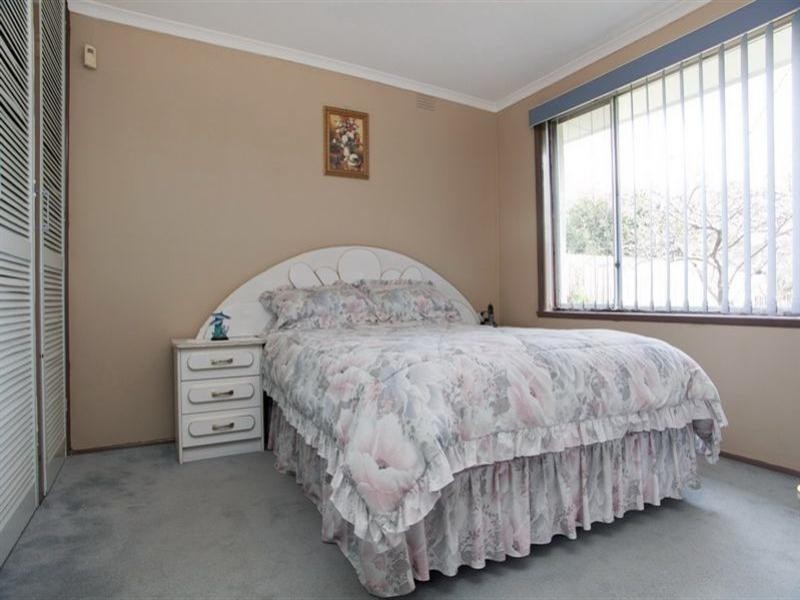 2 Magnolia Court, Lalor VIC 3075