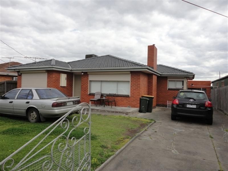 37 Kemp Avenue, Thomastown VIC 3074