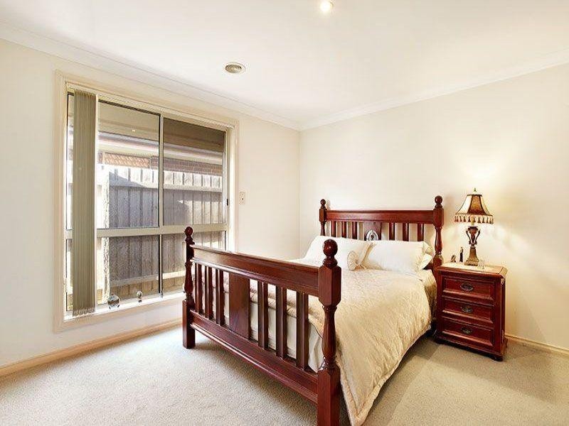 44 Twin River Drive, South Morang VIC 3752