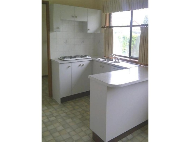 14 Pommel Crescent, Epping VIC 3076