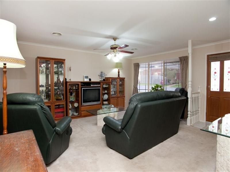 12 Redgum Court, Mill Park VIC 3082