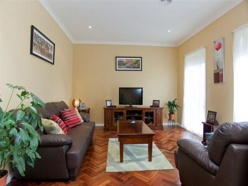 2 Reedy Lake Mews, Epping VIC 3076