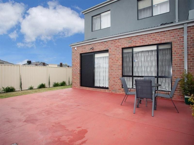 2 Reedy Lake Mews, Epping VIC 3076