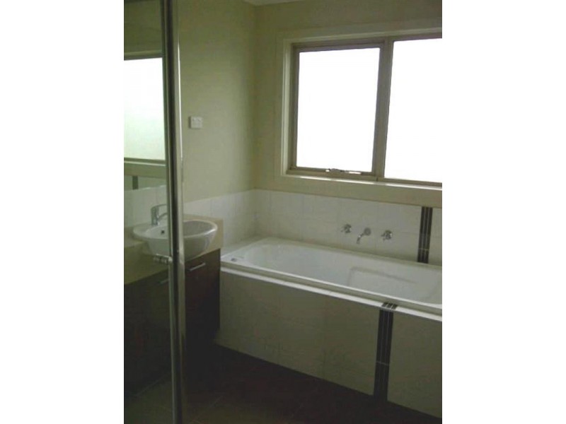 3 Mavora Place, South Morang VIC 3752