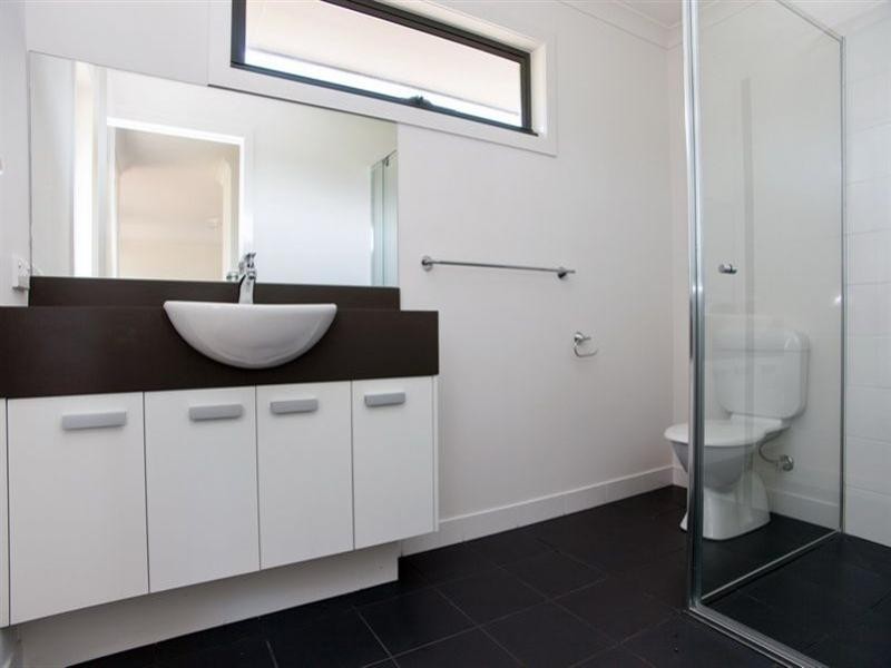 24 Coleraine Drive, Epping VIC 3076