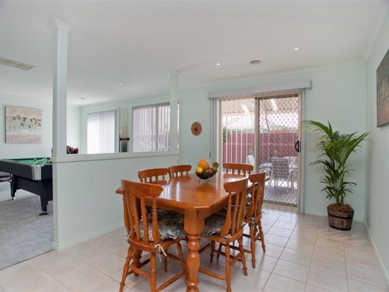 37 St Claire Avenue, South Morang VIC 3752