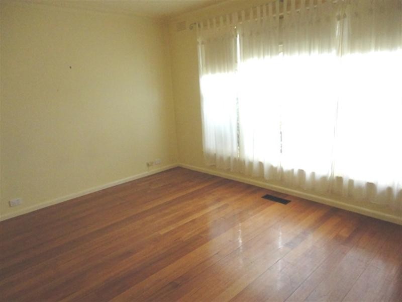 11 Wilgah Street, Thomastown VIC 3074