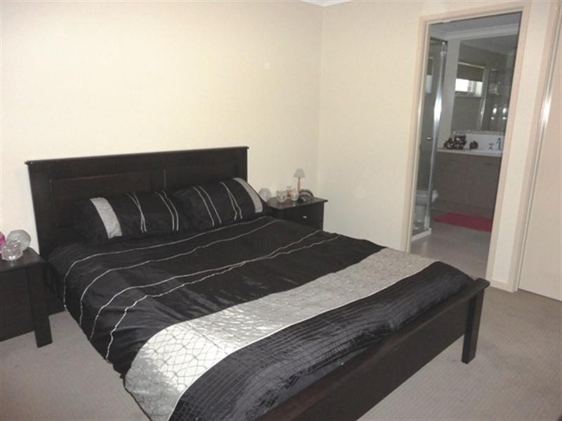 34 Tuross Crescent, South Morang VIC 3752