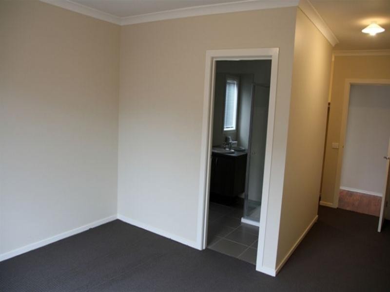 13 Gunther Way, Epping VIC 3076