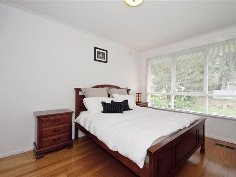 5 Lloyd Avenue, Epping VIC 3076