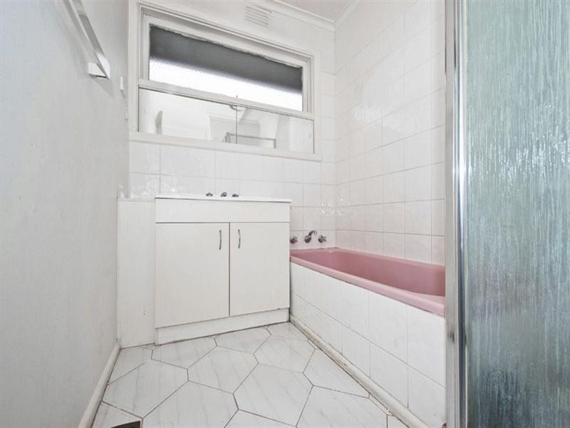 5 Lloyd Avenue, Epping VIC 3076