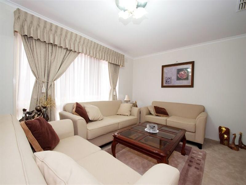 187 Edgars Road, Thomastown VIC 3074