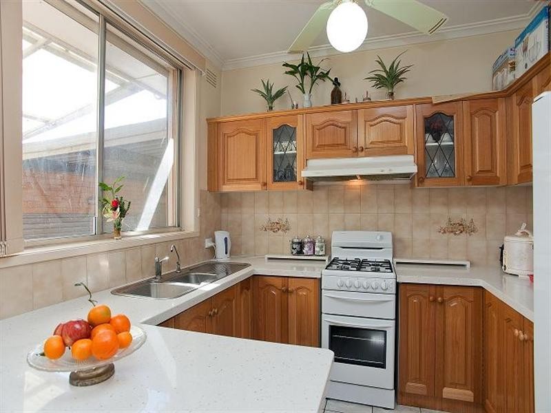 43 Huskisson Avenue, Lalor VIC 3075