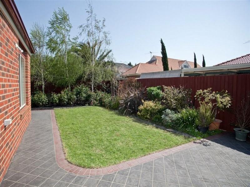 37 St Claire Avenue, South Morang VIC 3752