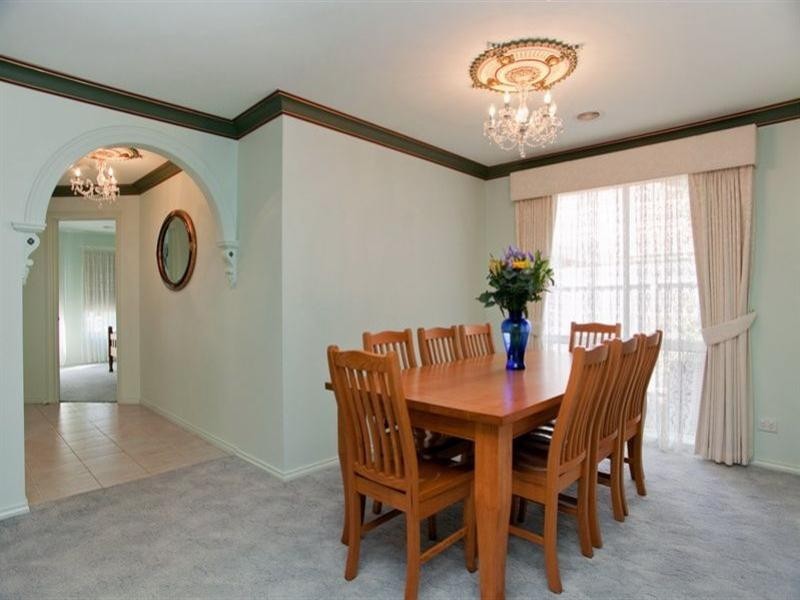 37 St Claire Avenue, South Morang VIC 3752