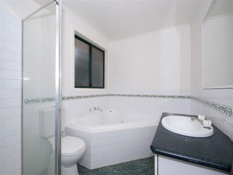 8 Daimler Court, Epping VIC 3076