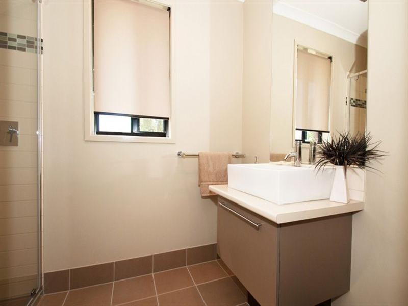 11 Norfolk Avenue, Epping VIC 3076