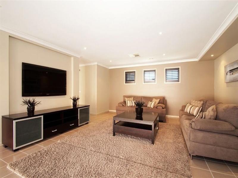 11 Norfolk Avenue, Epping VIC 3076