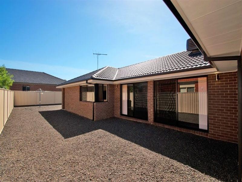 11 Norfolk Avenue, Epping VIC 3076