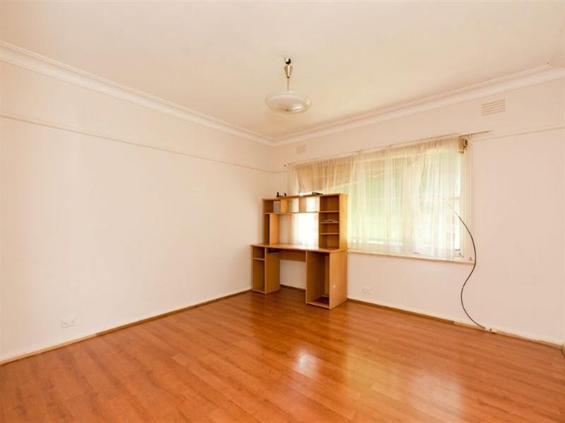 21 Edmondson Street, Lalor VIC 3075