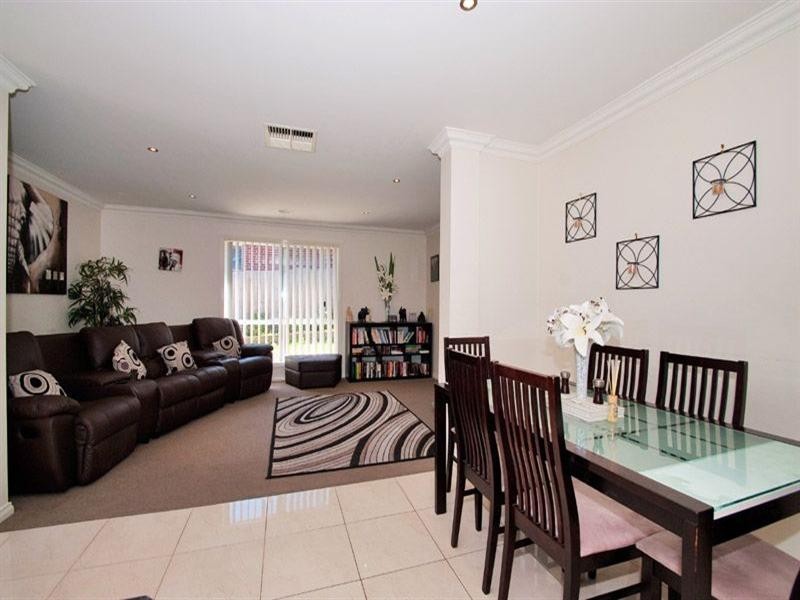 95 Vincent Drive, South Morang VIC 3752