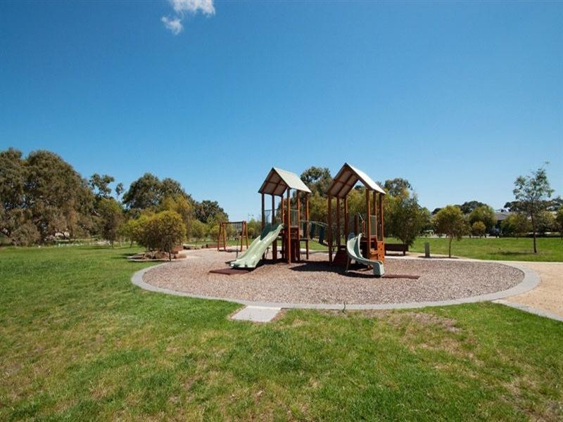 95 Vincent Drive, South Morang VIC 3752