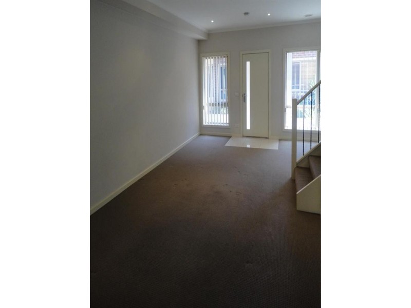 2/45 Rufus Street, Epping VIC 3076