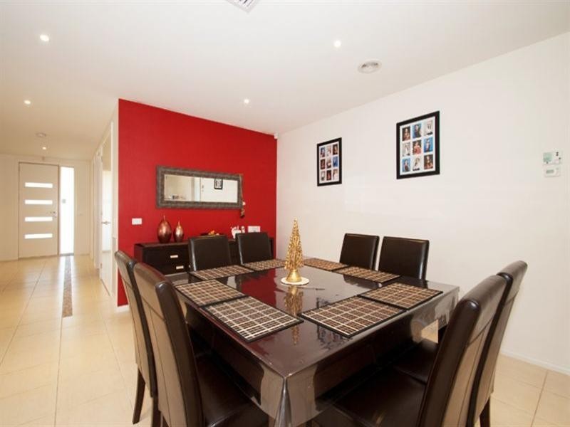 30 Maranatha Street, Epping VIC 3076