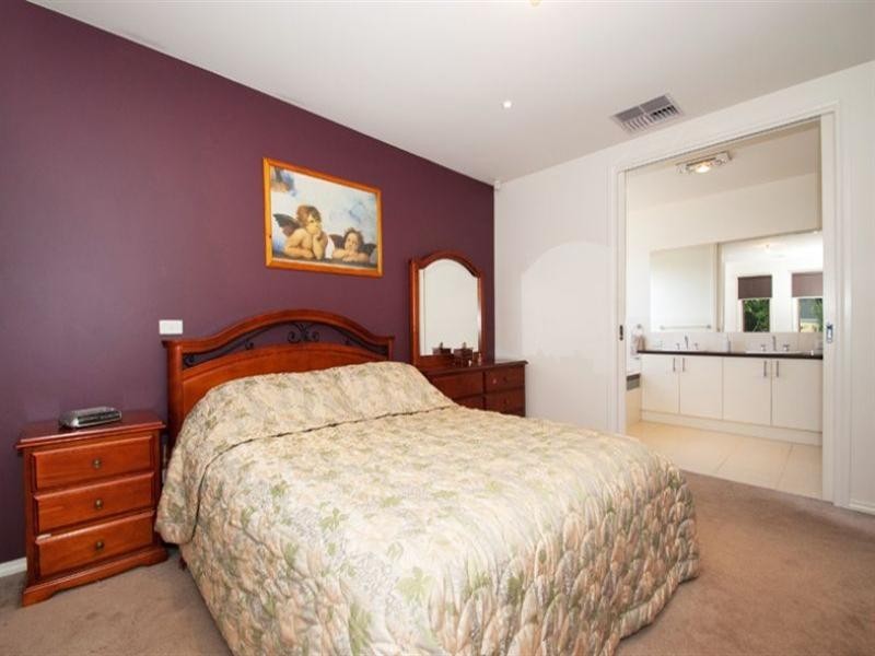 30 Maranatha Street, Epping VIC 3076