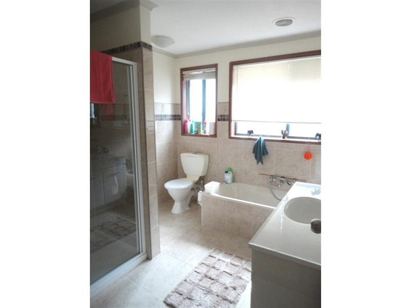 13 Cavesson Court, Epping VIC 3076